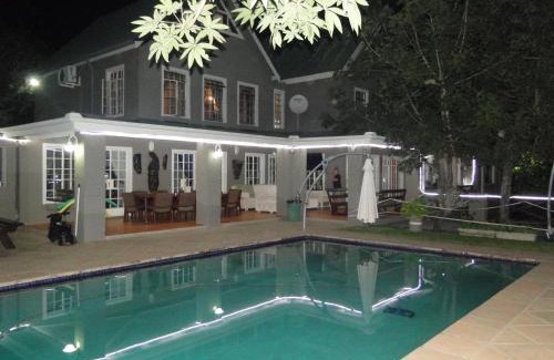 Nelspruit Cabina | Highlands Creek Self Catering Accommodation