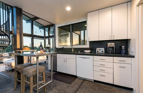 Sonoma Casa | Highlands Vista - 4 Bedrooms All En-Suite, Views