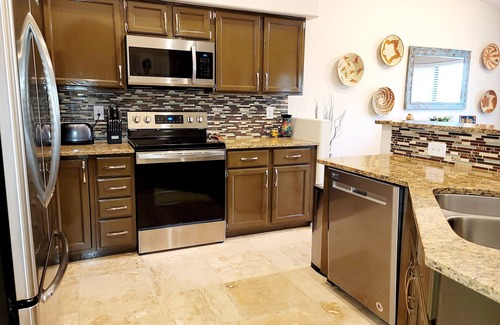 Casas Adobes Casa | ** "Sonoran Secret" ALTAMENTE CLASIFICADO Actualizado 2br 2ba Omni Tucson National Golf Villa