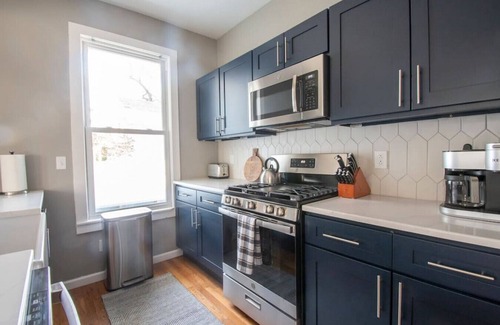 Kingston Casa | Hightop House · Hightop House: Modern Victorian in Midtown, NEW