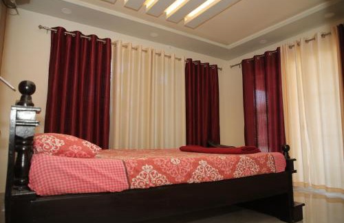 Hireguthi Apartamento | Highway castle