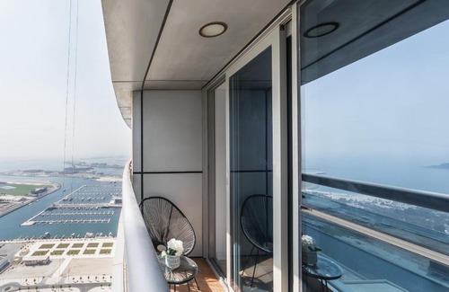 Dubai Marina Apartamento | HiGuests - Cloudy Apt, 10-min walk to Dubai Harbor