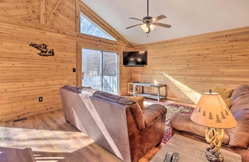 Albrightsville Casa | Hike and Swim Family Home in Albrightsville!