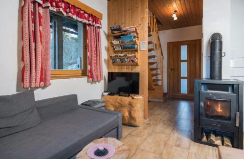 Studor Chalet De Esquí | Hike & Bike Chalet
