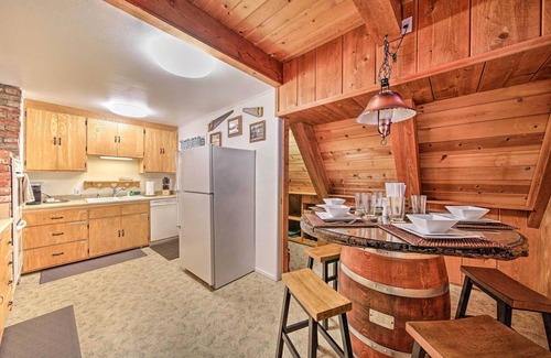 Trinity Center Cabina | Hike & Fish, < 1 Mi to Trinity Lake: Rustic Cabin!