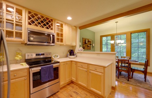 Mountain Air Condominio | Excelente Mountain Air Condo w / Vistas, cerca de Asheville!