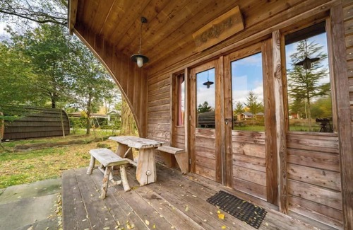 Otterlo Alquiler De RV | Hikers cabin with 1 bedroom and own water supply