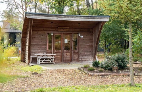Otterlo Alquiler De RV | Hikers cabin with 1 bedroom and own water supply