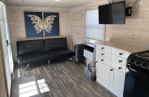 Trenton Cabaña | Hiking - Rock Climbing - Mountaintop - Private - Firepit - Chattanooga - Cloudland Canyon -Farmstay