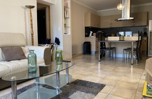 Comps-sur-Artuby Casa | Casa tranquila en el pueblo