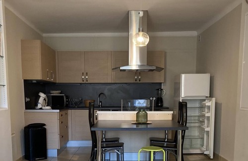 Comps-sur-Artuby Casa | Casa tranquila en el pueblo