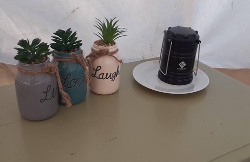 Spring Branch Alquiler De RV | Hill Country Glamping Getaway Queen Bed and AC