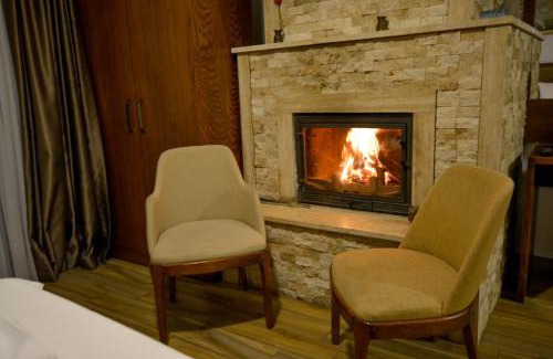 Agva Hotel | Hill River Hotel