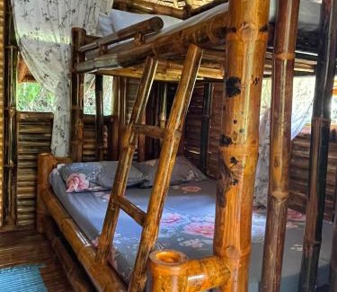 Murcia Casa | Hillcreek's Riverside Hideaway