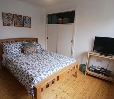 Ewyas Harold Casa | Hillside