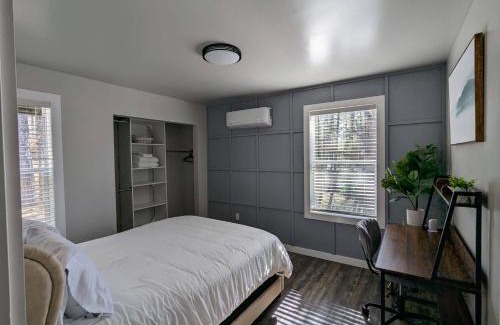 Pinetop Casa | Hillside Hangout 3Bd/2Ba, Elevated Deck Sunsets