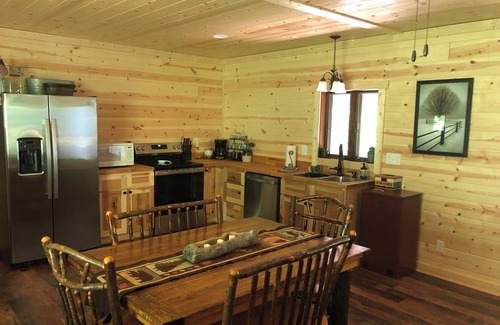 Mansfield Casa | Hillside Haven Retreat LLC