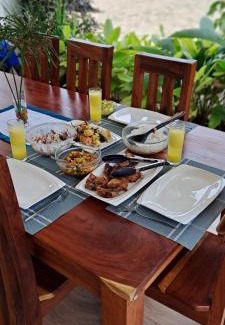 Lubowa Cama Y Desayuno | Hillside Inn lubowa