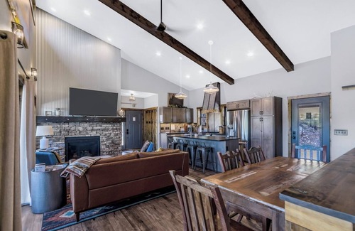 Sturgis Cabina | Hillside Lodge of the Black Hills