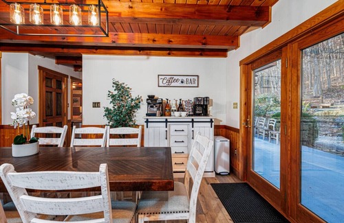 Mount Pleasant Mills Cabina | Hilltop Cabin Hideaway