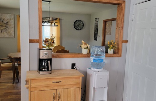 Irving Casa | Hilltop Estate Minutes from Sunset Bay Beach & Cattaraugus Creek