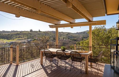 Paso Robles Casa | Hilltop Hacienda