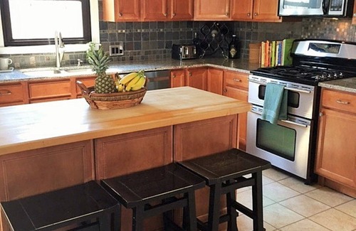 Christiansburg Casa | Hilltop House en 15 acres a solo 15 minutos de Virginia Tech y Radford!