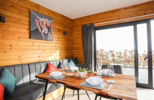 Corwen Casa | Hilltop Lodge