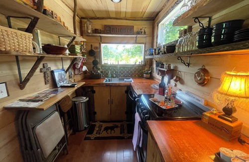 Sylva Cabina | Hilltop Tiny House