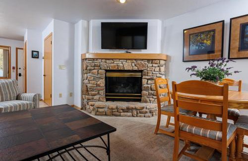 Fish Creek Casa | Hilltop View in Fish Creek Unit B-3 by Simple Life Rentals
