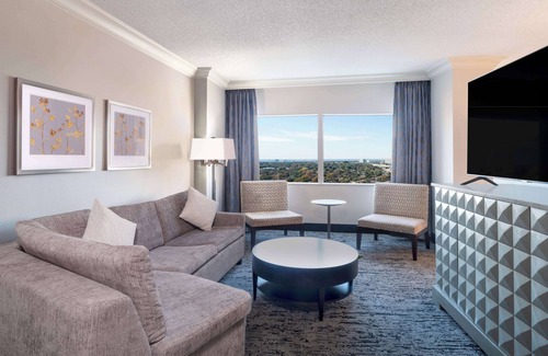 North Dallas Hotel | Hilton Dallas Lincoln Centre by the Galleria