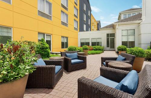 Allentown Hotel | Hilton Garden Inn Allentown Bethlehem Airport