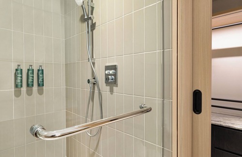 Nusa Dua Hotel | Hilton Garden Inn Bali Nusa Dua