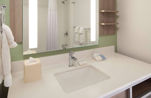 Southside Hotel | Hilton Garden Inn Jacksonville JTB/Deerwood Park