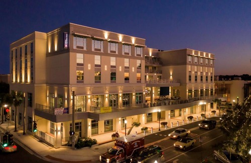 Historic Downtown Hotel | Hilton Garden Inn Ocala Downtown, Fl