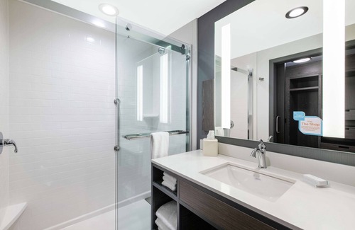 Monaca Hotel | Hilton Garden Inn Pittsburgh Area Beaver Valley, PA