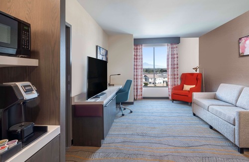 Westmont Hotel | Hilton Garden Inn Pomona, CA