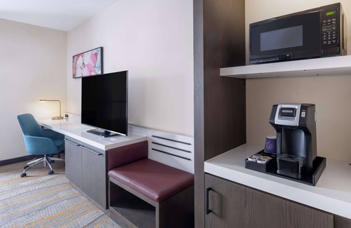 Westmont Hotel | Hilton Garden Inn Pomona, CA