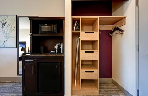 San Bernardino Hotel | Hilton Garden Inn San Bernardino