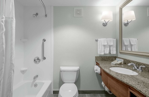 Wilmington Hotel | Hilton Garden Inn Wilmington Mayfaire Town Center