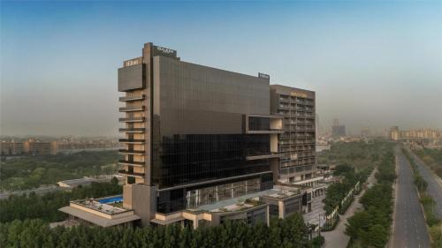 Gurugram Hotel | Hilton Gurugram Baani City Centre