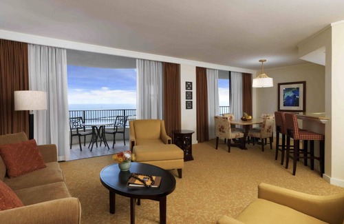 Waikiki Complejo | 🌴 Hilton Hawaiian Village ✨ Experience Paradise in a 2 BR Oceanview-Sleeps 6