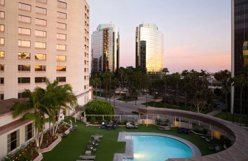 West Gateway Hotel | Hilton Long Beach Hotel