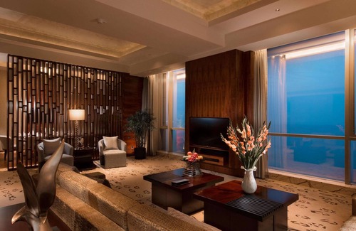 Fushan Hotel | Hilton Yantai Golden Coast