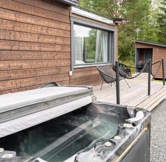 Jamsa Casa | Himosranta Suite A - Private Suite with Hot Tub & Lake Views