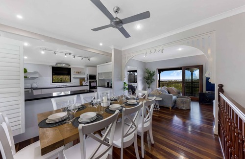Mount Mellum Casa | Hinterland Horizon Retreat - Ocean & Country Views