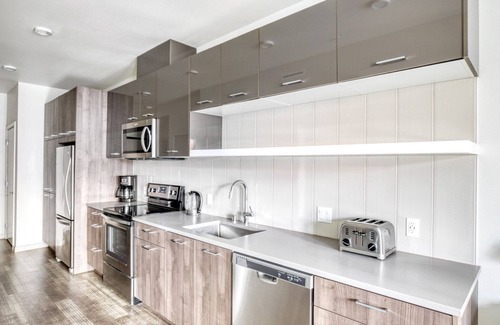 Yesler Terrace Apartamento | Hip First Hill 1BR w/ Gym, Roof & Lounge, nr Pioneer Sq, by Blueground