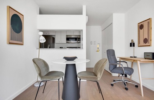 Union Square Apartamento | Hip Flatiron 1BR w/ Elevator & Gym, near Union Square Park, by Blueground