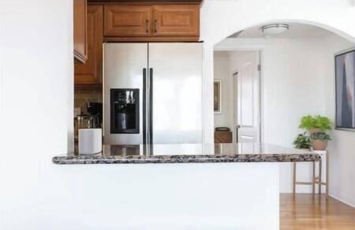 Sunset Junction Apartamento | Hip Silver Lake Escape with Sweeping Terrace View