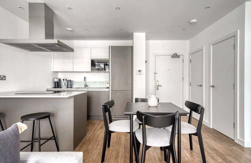William Morris Apartamento | Hip Walthamstow 1BR w/ Gym, Lounge & Concierge nr Tube, by Blueground